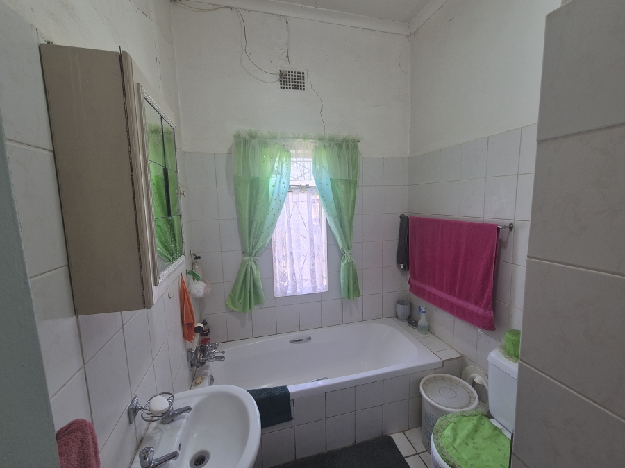 3 Bedroom Property for Sale in Wolmaransstad North West